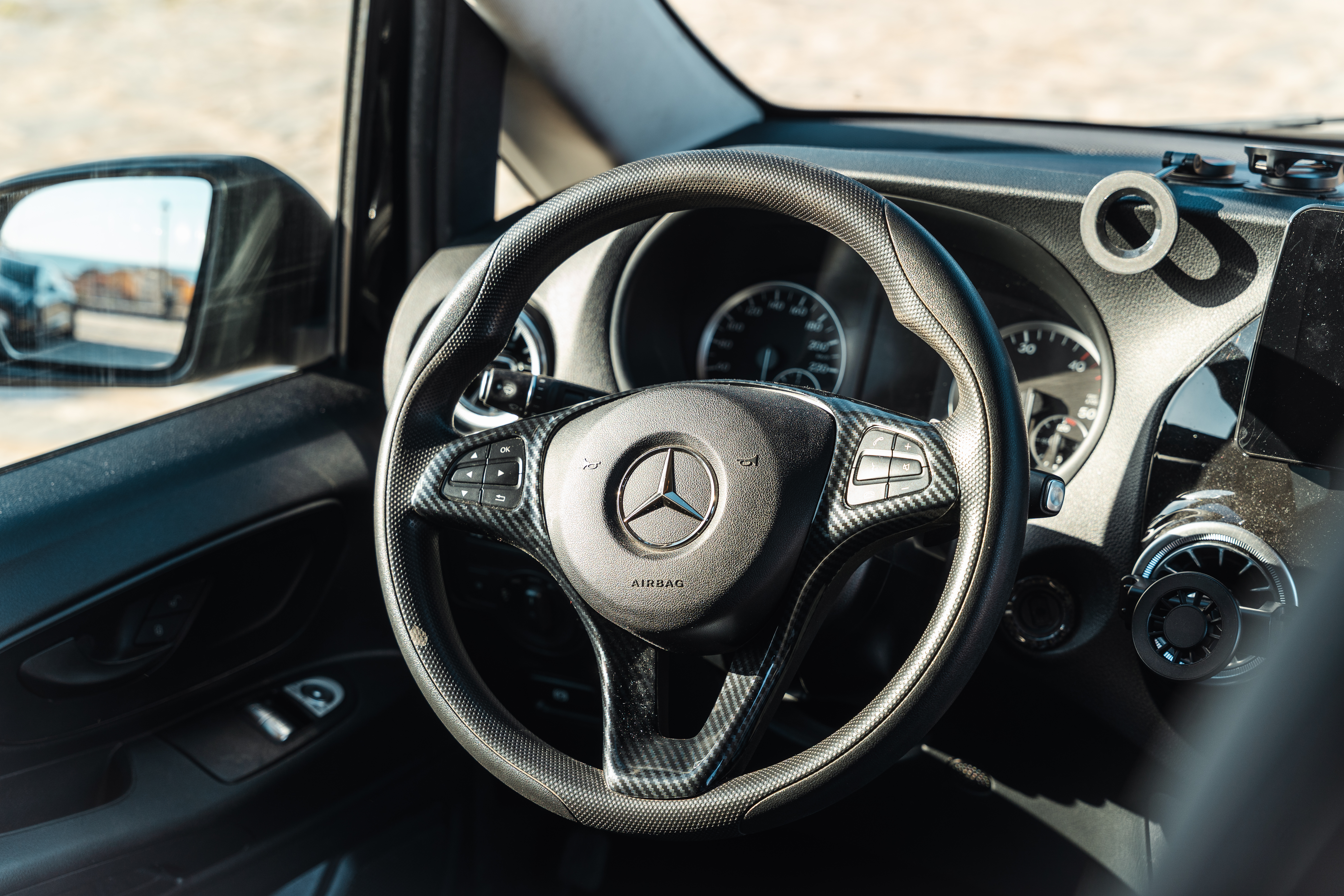 Mercedes Vito volante