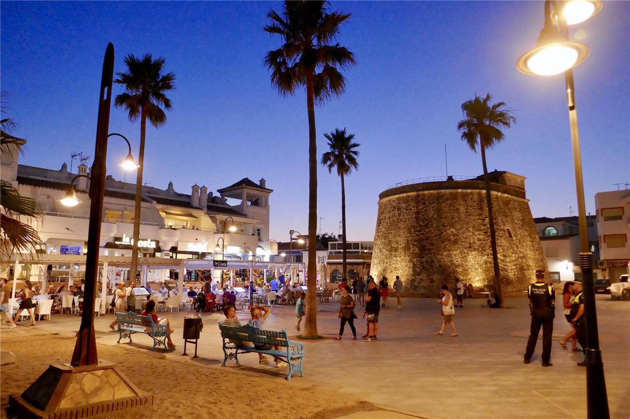 Torreón de La Cala de Mijas y Playa